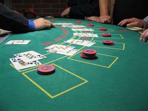 how to win at blackjack in las vegas|How To Gamble: Blackjack .